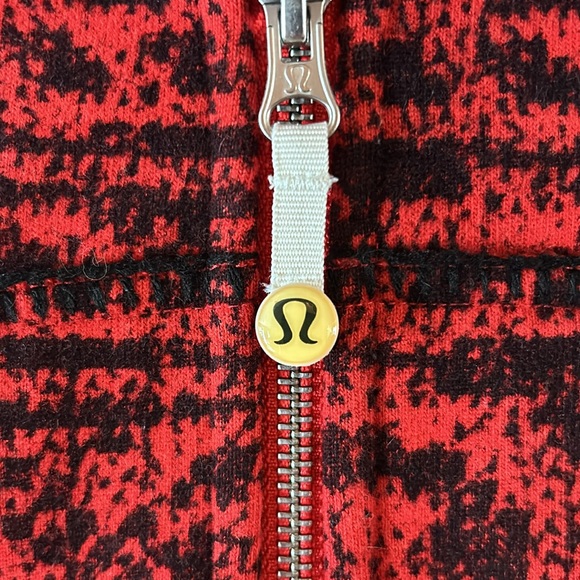 Special Edition Lululemon zip up hoodie; fleece lined hood. Size 6 - Picture 2 of 7